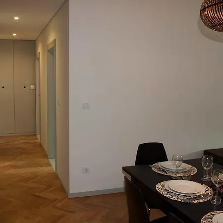 ビナパートメンツ トリンダーデ * ポルト